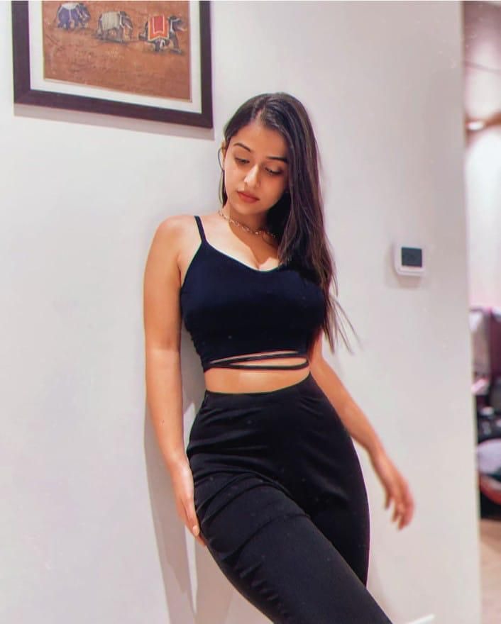 Noida Escorts in Sector 62